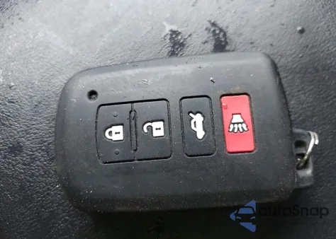 2013 Toyota Rav4 Limited z USA, uszkodzony, nr VIN 2T3DFREV9DW003053